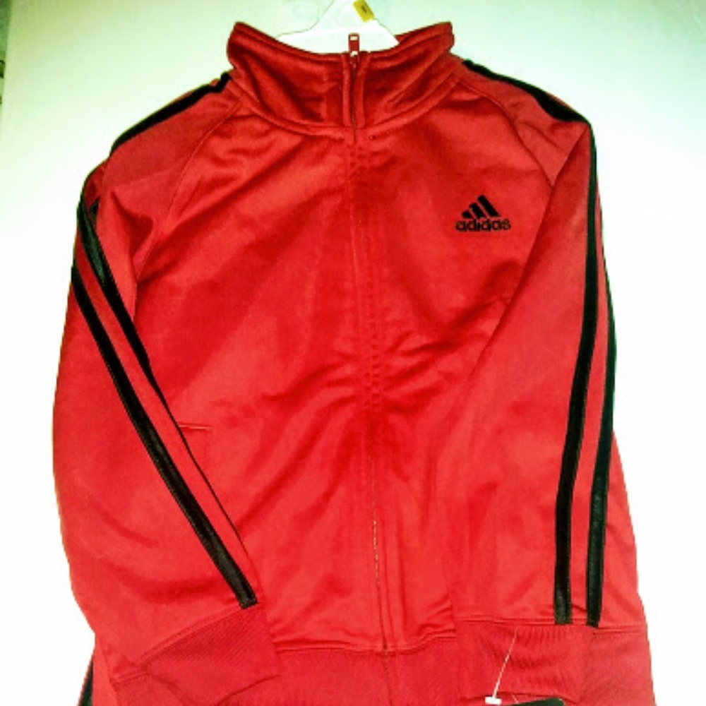 Kids Adidas Sweatsuit 2T. 3T, 4T NEVER WORN -NWT